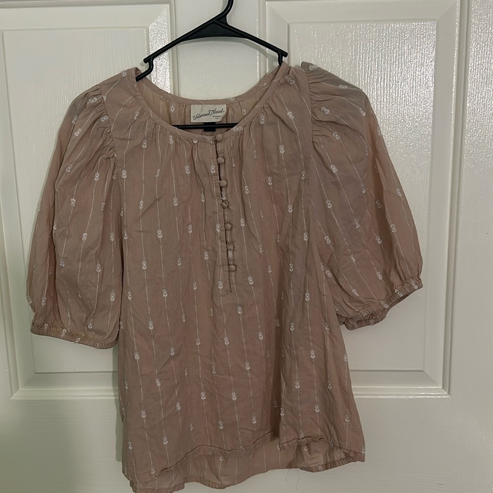 Universal Thread Top Tan Women's Medium - Picture 1 of 3